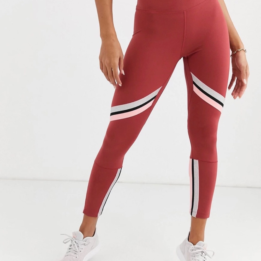 Like New Pink Nike leggings